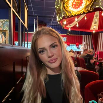 Babysitter in Oslo: Isabelle
