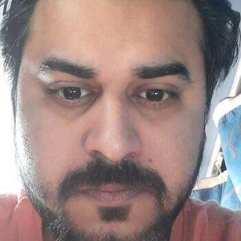 Babysitting job in Pune: babysitting job Monis