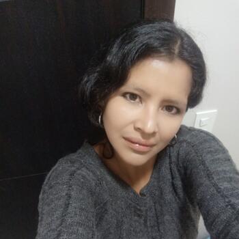Niñera en Quito: Monica