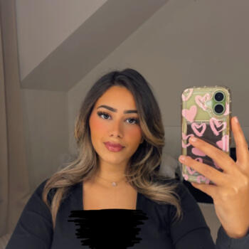 Babysitter in Saint-Gilles: Nadia