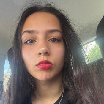 Babysitter in Eastbourne: Jasmine