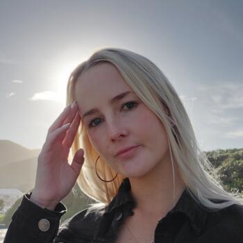 Babysitter in Mossel Bay: Nadezhca