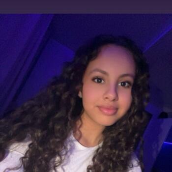 Baby-sitter Les Clayes-sous-Bois: Maissa