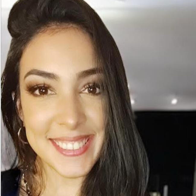 Nanny in Madrid: Yuna