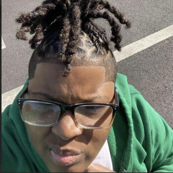 Babysitter in Brooklyn: Eboni