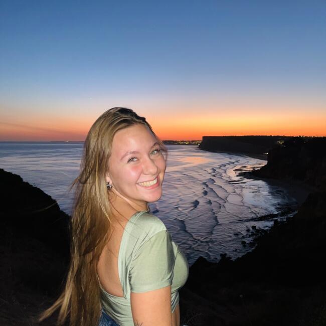 Babysitter in Portimão: Giovanna