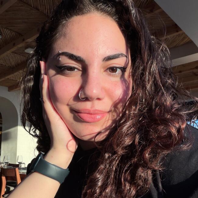 Babysitter in Saint-Josse-ten-Noode: Nadine