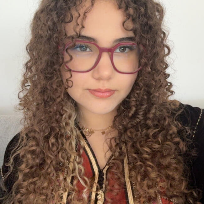 Babysitter in Rabat: Houyame