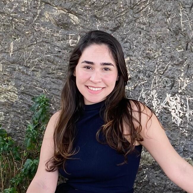 Babysitter in Paris: Alice