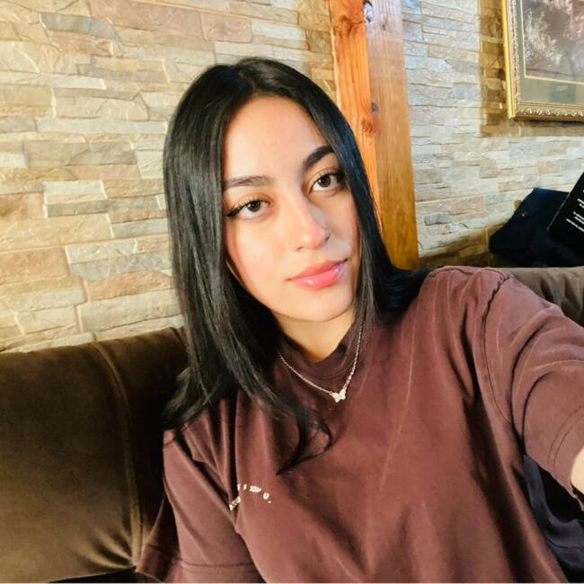 Babysitter in Freire: Adriana