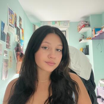 Babysitter in Segovia: Helena