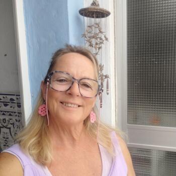 Babysitter Oeiras: Ana Maria 