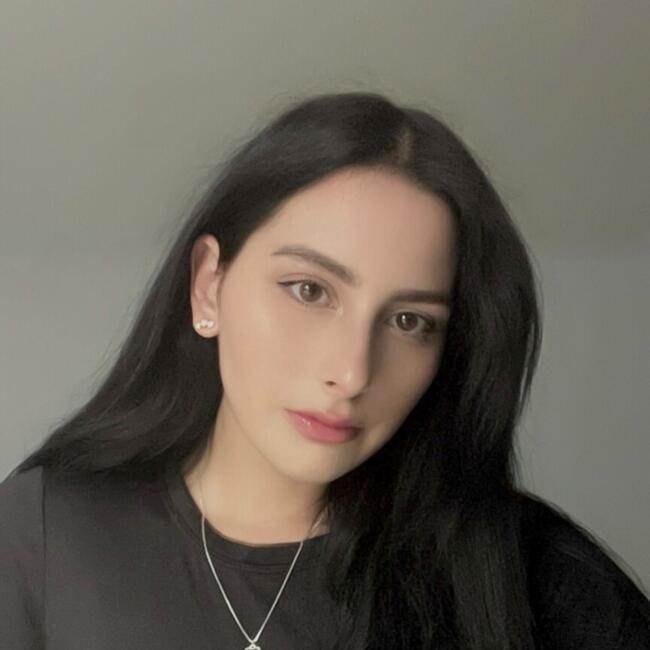 Babysitter in Anyang-si: Mariana