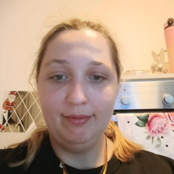 Babysitting job in Hillegom: babysitting job Karolina