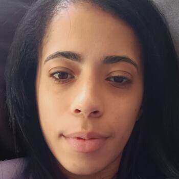 Babysitter in Atibaia: Layza