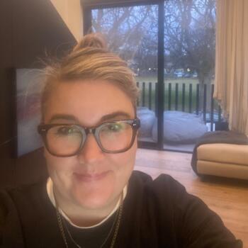 Baby-sitter in Christchurch: Katie