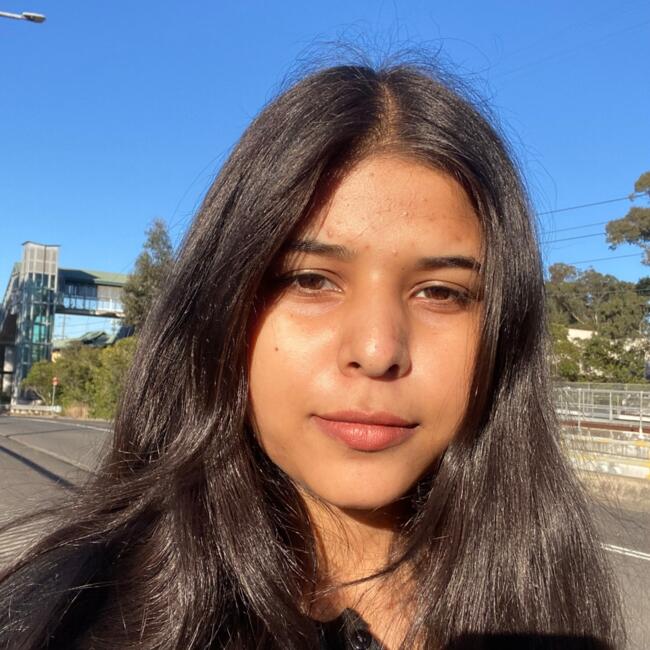 Babysitter in Sydney: Harmanpreet