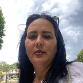 Babysitter in Besançon: Dayana