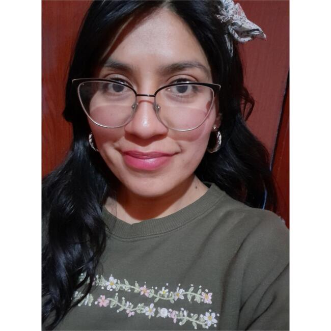 Babysitter in Salta: Yamila