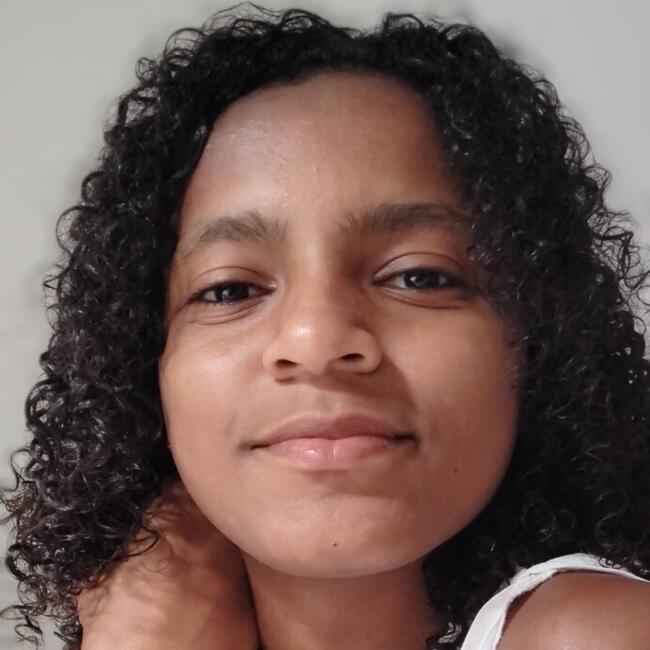 Babá em Teixeira de Freitas: Anna Souza