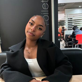 Babysitter in Le Mée-sur-Seine: Sitti