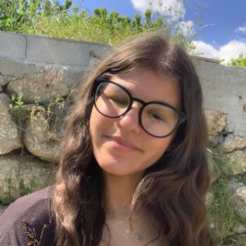 Babysitter Covilha: Helena