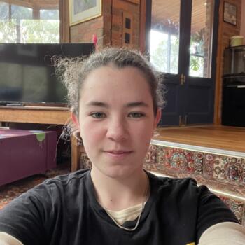 Babysitter in Colac: Tilly