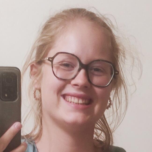 Babysitter in Lille: Apolline
