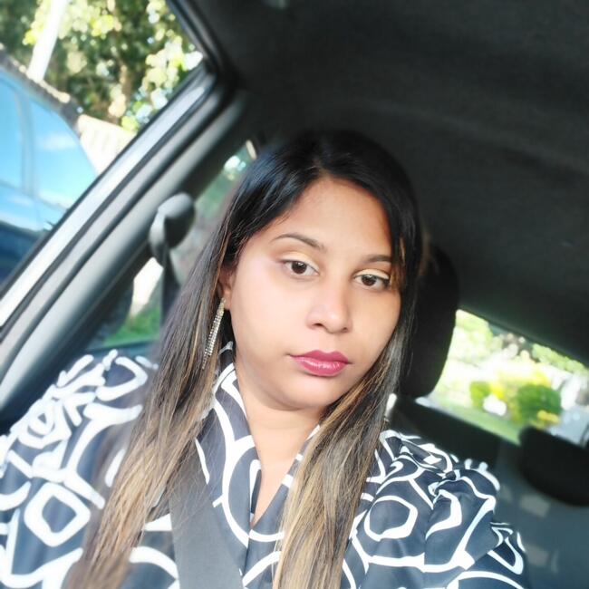 Babysitter in Tongaat: Valencia