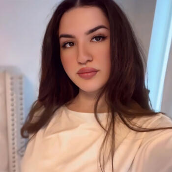 Baby-sitter in Toronto: Zuhal