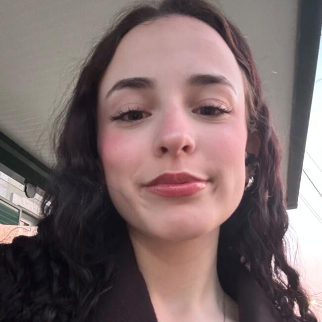 Babysitter in Fanhões: Laura