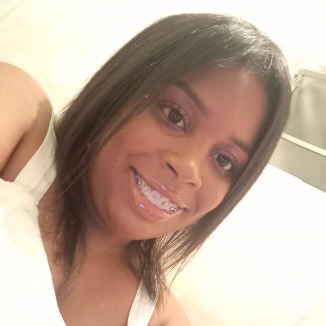 Babysitter in São João del Rei: Estefany