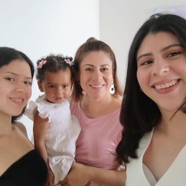 Δουλειά για babysitter στην περιοχή Σαντιάγο: Milena