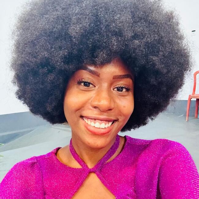 Babá em Rondonópolis: Débora