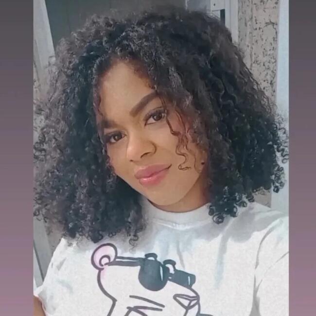 Babysitter in Uberlândia: Thauanny