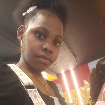 Babysitter in Johannesburg: Julieta