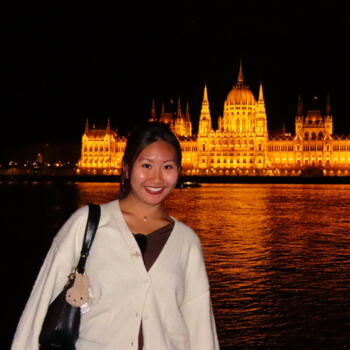Babysitter in Singapore: Gwyn