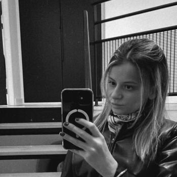 Babysitter in Bordeaux: Pauline