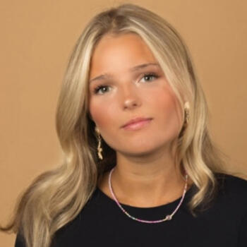 Oppas in Scheveningen: Elenore