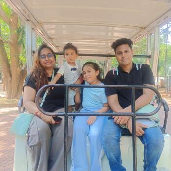 Babysitting job in Hyderabad: babysitting job Satish sv