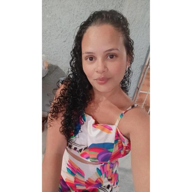 Emprego de babá em Linhares: Jaciara