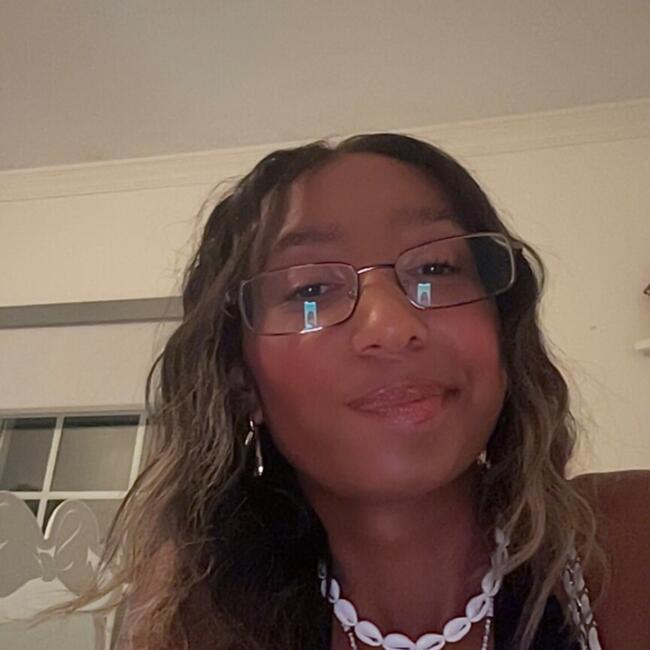 Babysitter in Faro: Jael