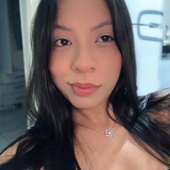 Babysitter in Queimados: Leticia