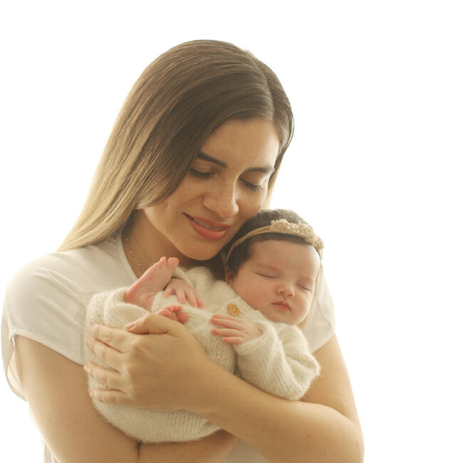 Babysitting job in Miraflores District: Isadora