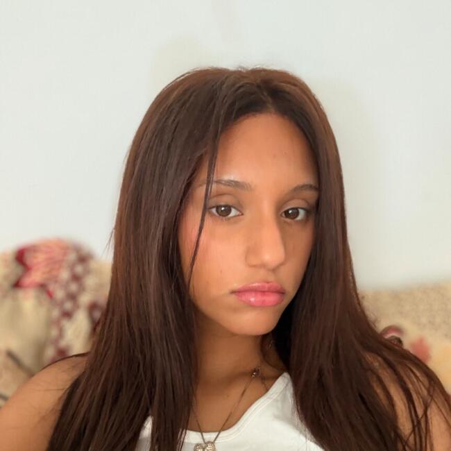 Babysitter in Saint-Genis-Laval: Maylis