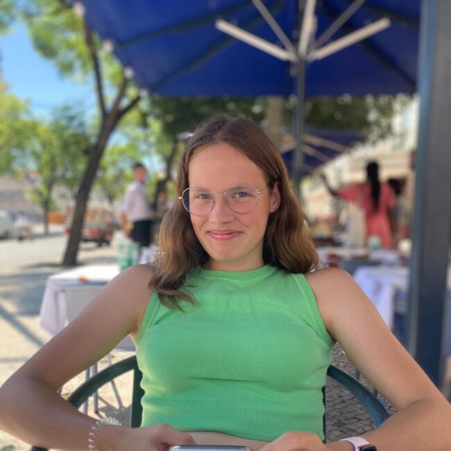 Babysitter in Kortrijk: Sarah