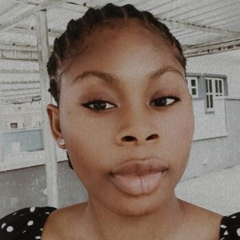 Babysitter in Lekki Peninsula: Ayomide