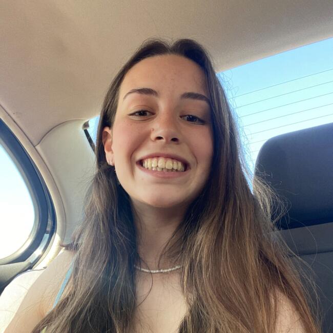 Babysitter in Leiria: Bruna