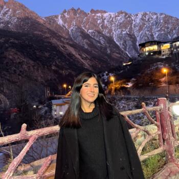 Canguro Pamplona: Roghayeh