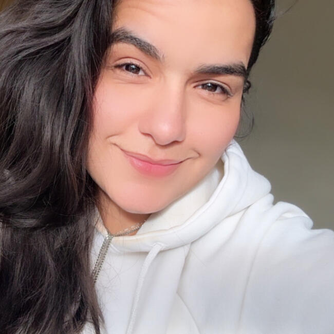 Babysitter in Wembley: Ana Flavia